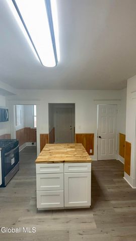 41 109th Street, Troy, NY 12182