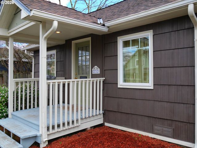 2712 N FARRAGUT St, Portland, OR 97217