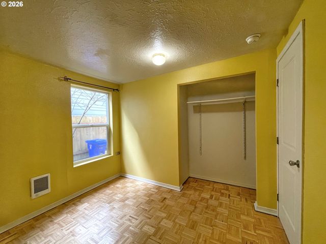 2712 N FARRAGUT St, Portland, OR 97217