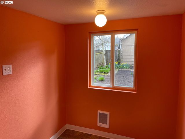 2712 N FARRAGUT St, Portland, OR 97217