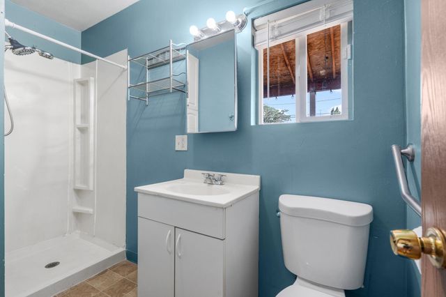 1708 E Tilsley Pl, Spokane, WA 99207