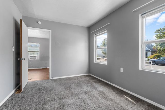 1708 E Tilsley Pl, Spokane, WA 99207