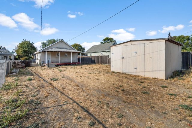 1708 E Tilsley Pl, Spokane, WA 99207