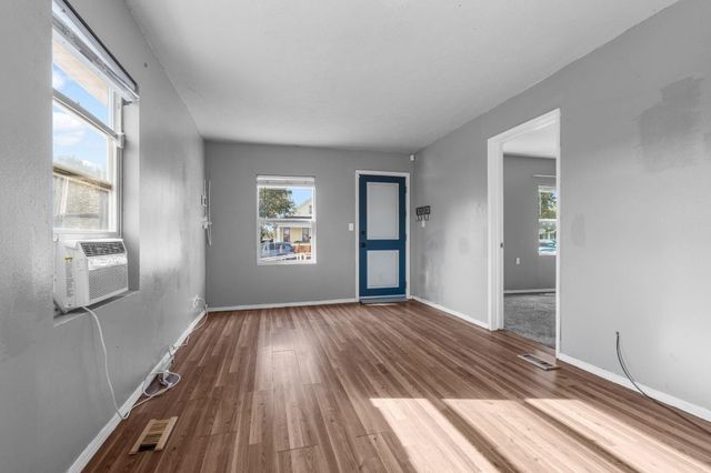 1708 E Tilsley Pl, Spokane, WA 99207