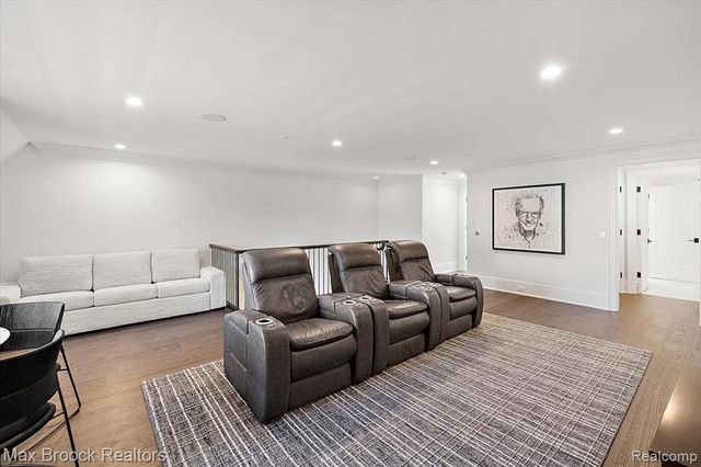 625 W Brown Street, Birmingham, MI 48009