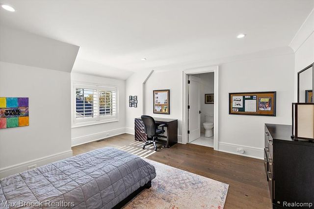 625 W Brown Street, Birmingham, MI 48009