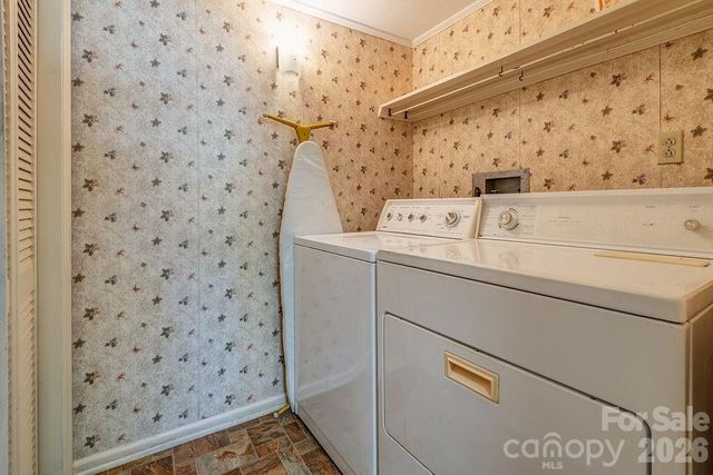 88 Bear Creek Road, Asheville, NC 28806