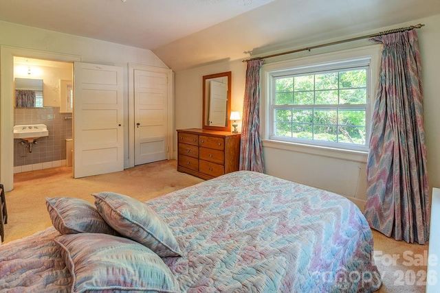 88 Bear Creek Road, Asheville, NC 28806