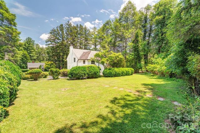 88 Bear Creek Road, Asheville, NC 28806