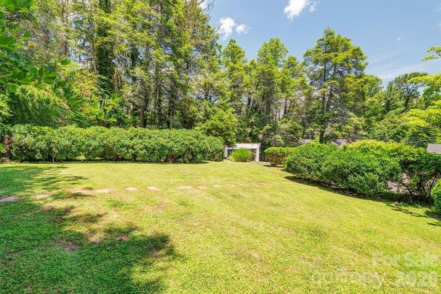 88 Bear Creek Road, Asheville, NC 28806