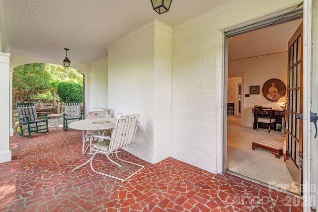 88 Bear Creek Road, Asheville, NC 28806