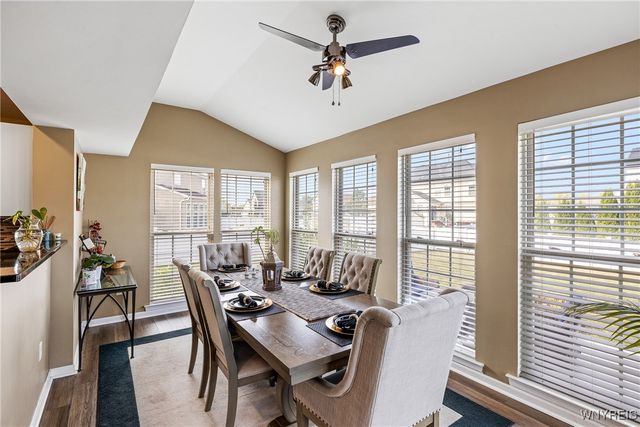 2466 King Fisher Lane, Wheatfield, NY 14304