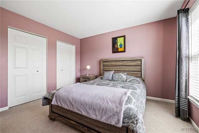 2466 King Fisher Lane, Wheatfield, NY 14304