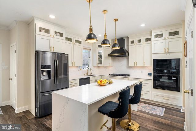 247 GARDEN PL, Robbinsville, NJ 08691