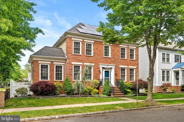 247 GARDEN PL, Robbinsville, NJ 08691