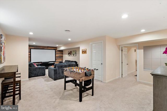 247 GARDEN PL, Robbinsville, NJ 08691