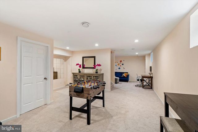 247 GARDEN PL, Robbinsville, NJ 08691