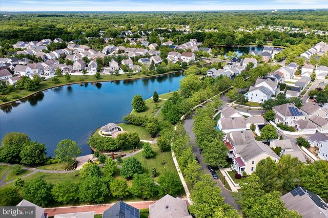247 GARDEN PL, Robbinsville, NJ 08691