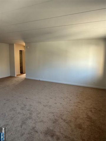 873 Main Street 2E, Hackensack, NJ 07601