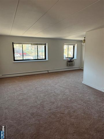 873 Main Street 2E, Hackensack, NJ 07601