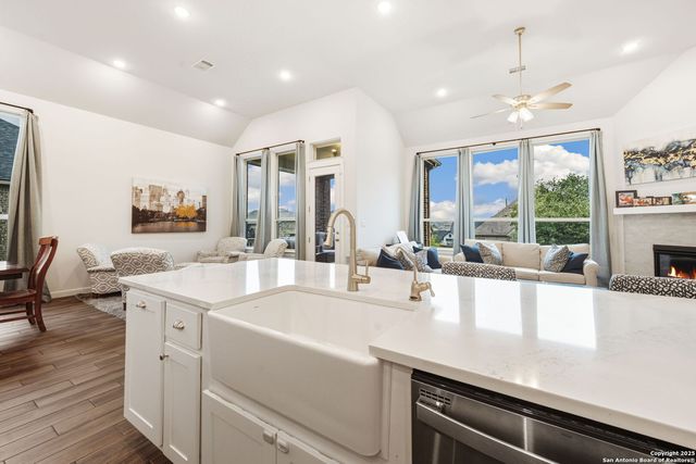 120 Quiet Oak, San Marcos, TX 78666