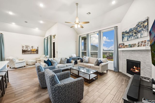 120 Quiet Oak, San Marcos, TX 78666