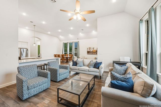 120 Quiet Oak, San Marcos, TX 78666