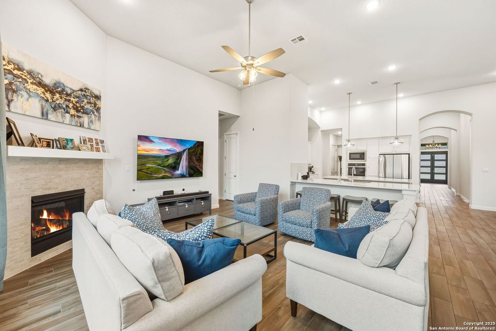 120 Quiet Oak, San Marcos, TX 78666