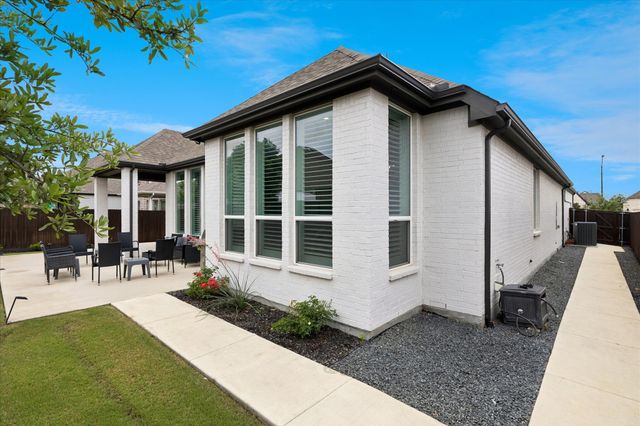 7529 Switchwood Lane, Fort Worth, TX 76123