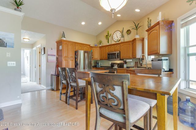 1574 Groombridge Drive, Holt, MI 48842