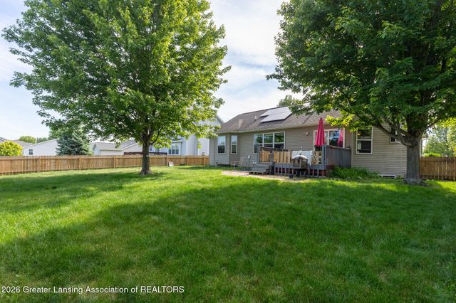 1574 Groombridge Drive, Holt, MI 48842