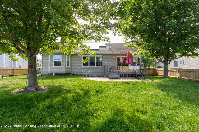 1574 Groombridge Drive, Holt, MI 48842