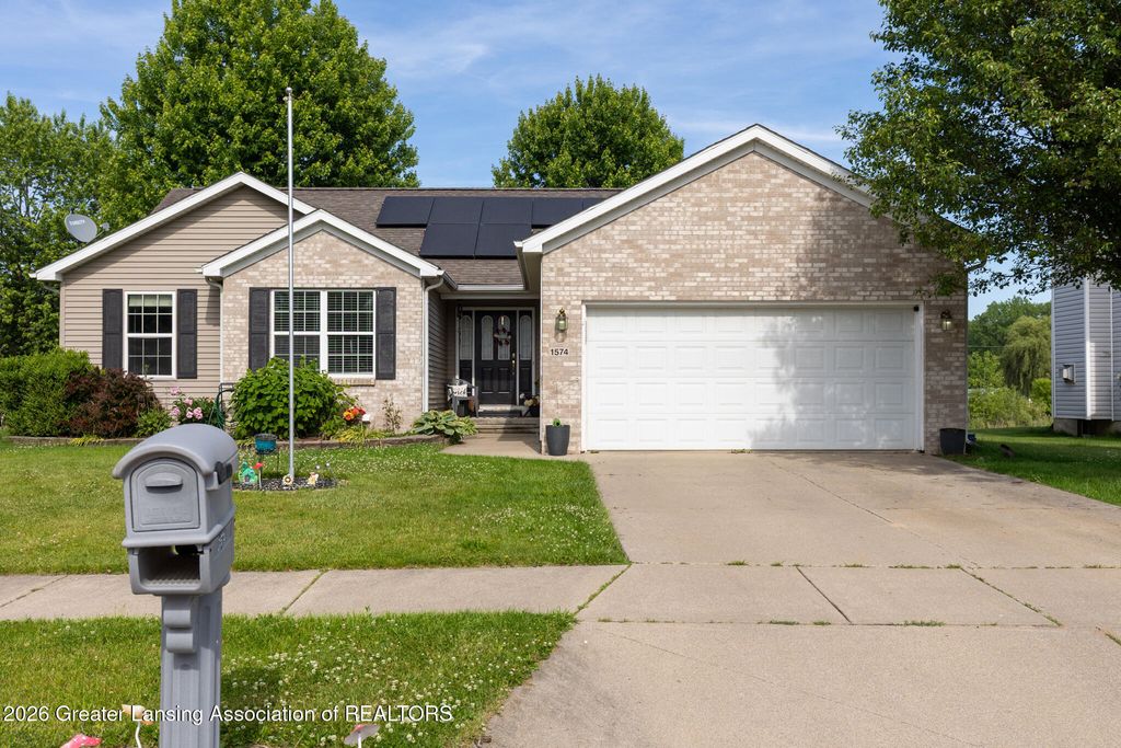1574 Groombridge Drive, Holt, MI 48842