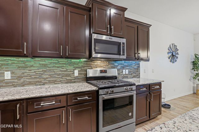 809 GOLD BEACH Drive, Canutillo, TX 79835