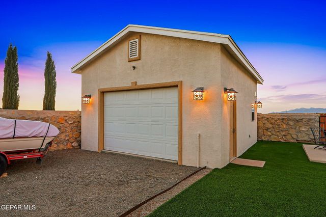 809 GOLD BEACH Drive, Canutillo, TX 79835