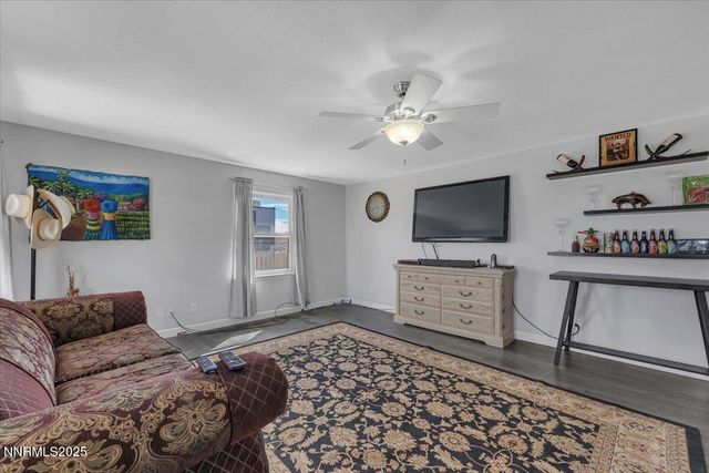 20 Simons Road, Fernley, NV 89408