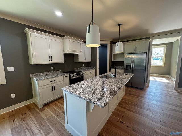 1322 South Broad Street, Albertville, AL 35950
