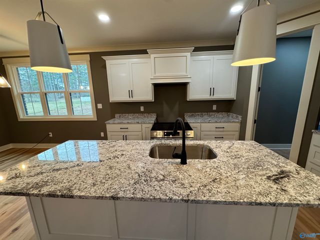 1322 South Broad Street, Albertville, AL 35950