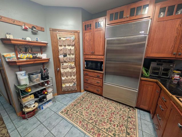 322 COUNTY ROAD E, Grand Marsh, WI 53936