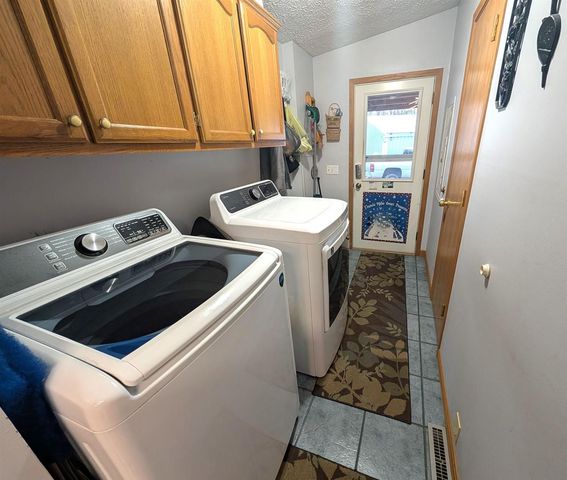 322 COUNTY ROAD E, Grand Marsh, WI 53936