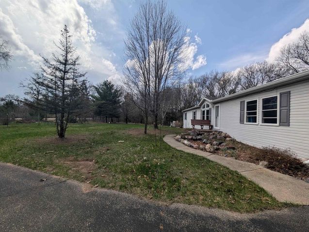 322 COUNTY ROAD E, Grand Marsh, WI 53936