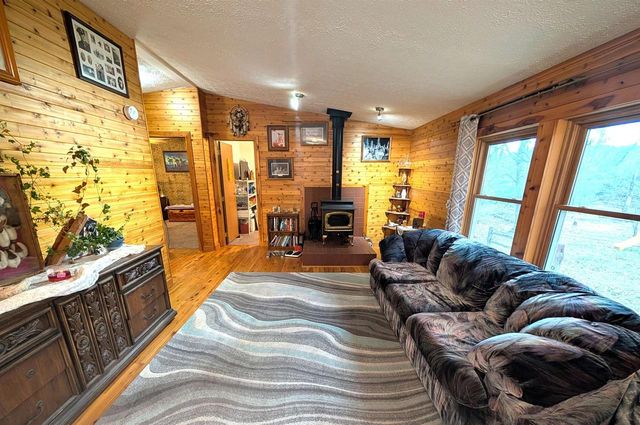 322 COUNTY ROAD E, Grand Marsh, WI 53936