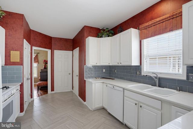 26 KINGSTON TER, Milford, DE 19963