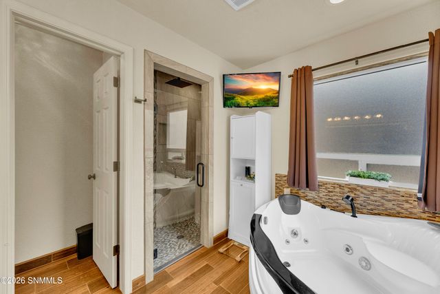 5979 Moon View Drive, Las Cruces, NM 88012