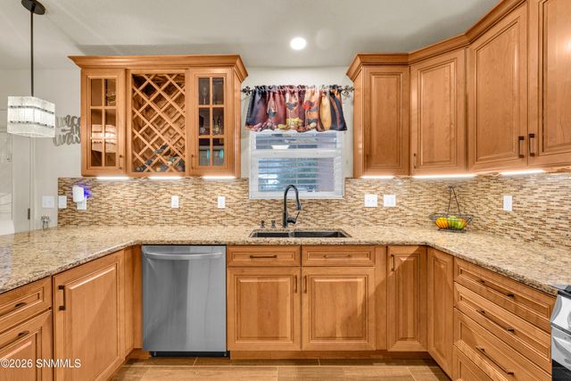 5979 Moon View Drive, Las Cruces, NM 88012