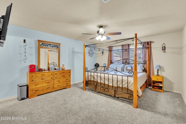 5979 Moon View Drive, Las Cruces, NM 88012