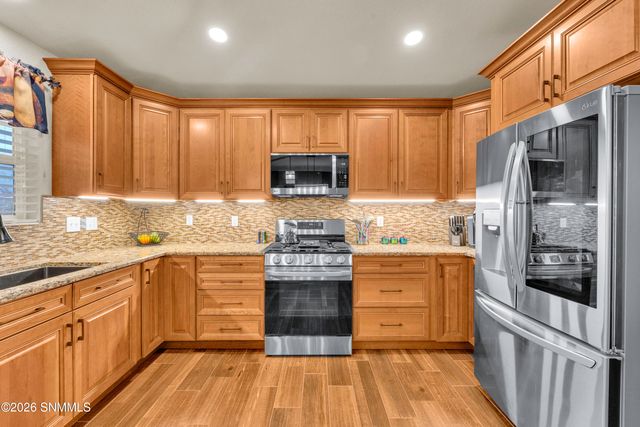 5979 Moon View Drive, Las Cruces, NM 88012