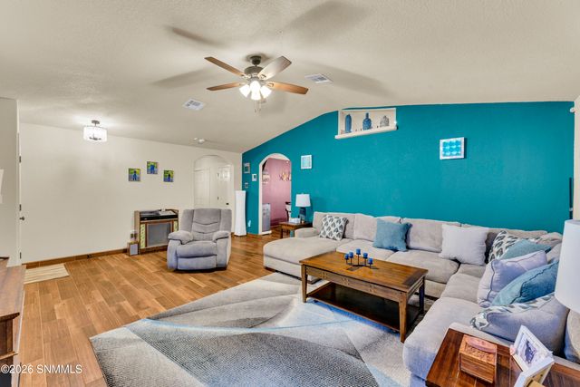 5979 Moon View Drive, Las Cruces, NM 88012