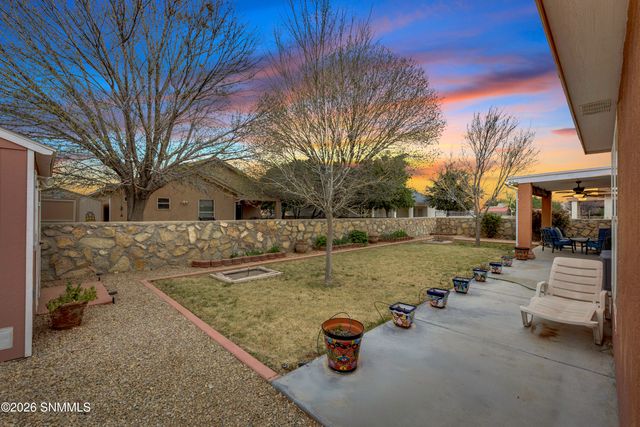 5979 Moon View Drive, Las Cruces, NM 88012