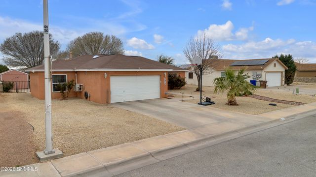 5979 Moon View Drive, Las Cruces, NM 88012